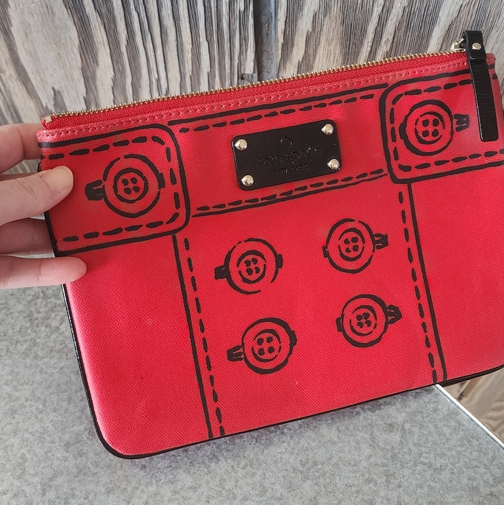 Kate Spade Large Pouch (Flawed)